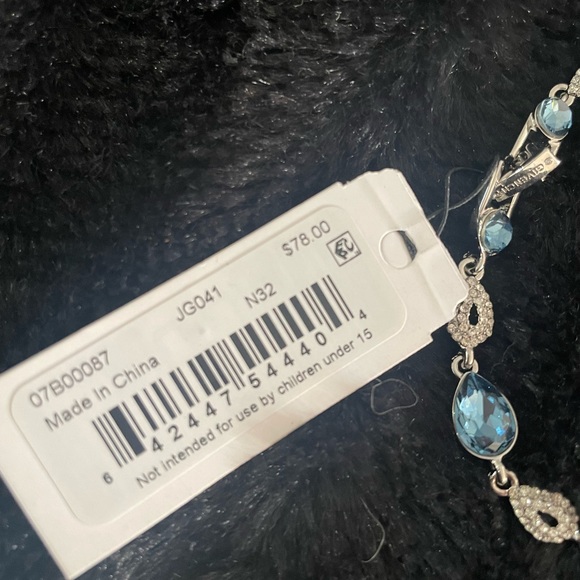 NWT Sapphire and Diamond costume bracelet - Picture 2 of 6